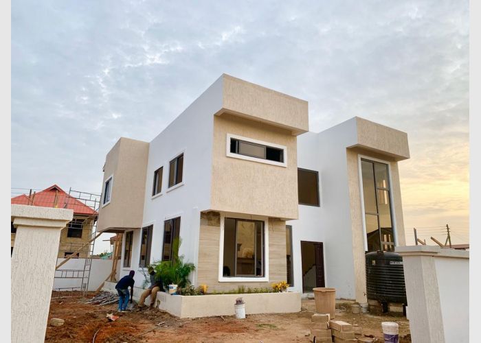 Executive 3bedroom for sale
