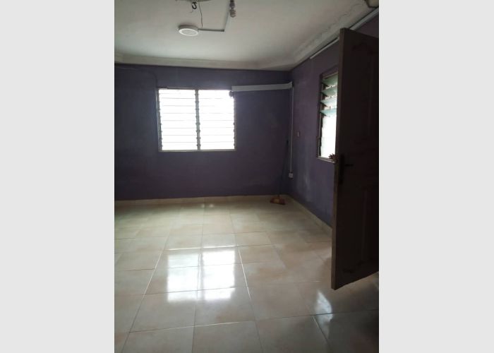 Single room self-contained at kingsby