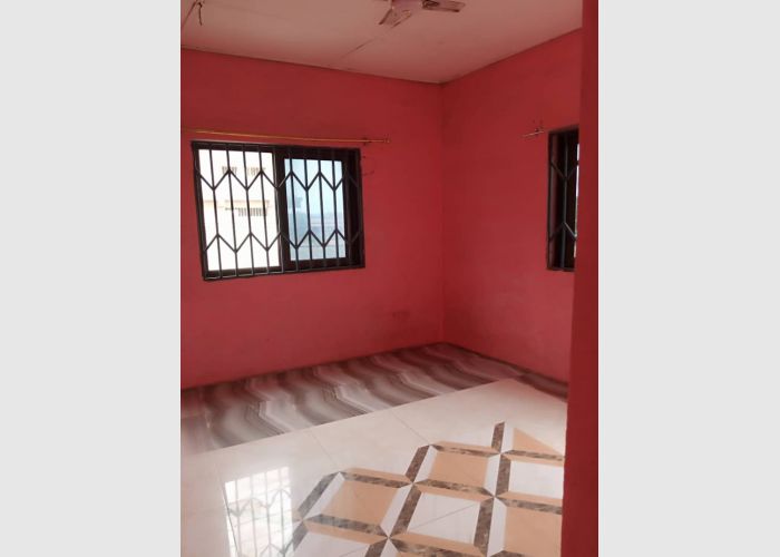  Single room self-contained