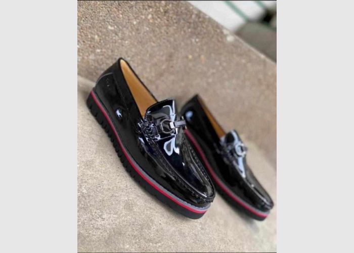 Executive shoe