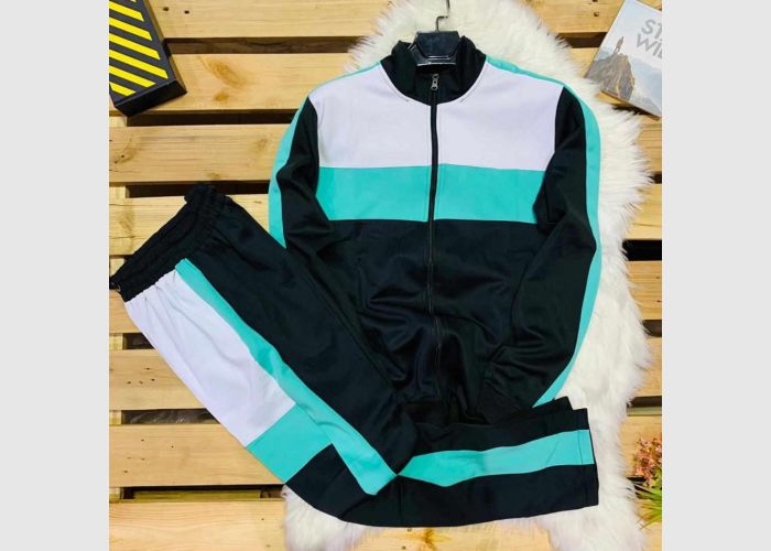 Tracksuit tops and down 