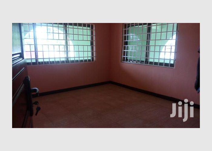 Five bedroom house for rent at spintex addgonno