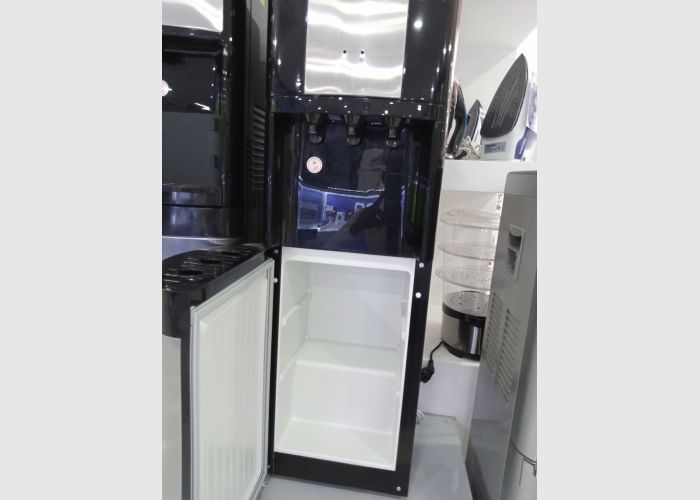 Midea water dispenser