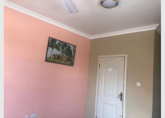 4 bedroom house (all en-suite) for sale at Tsado near Airport Valley