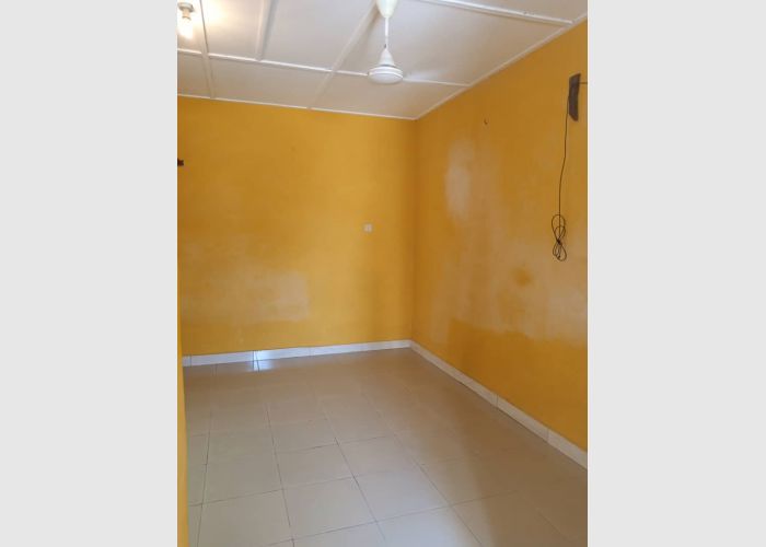  Single room self-contained