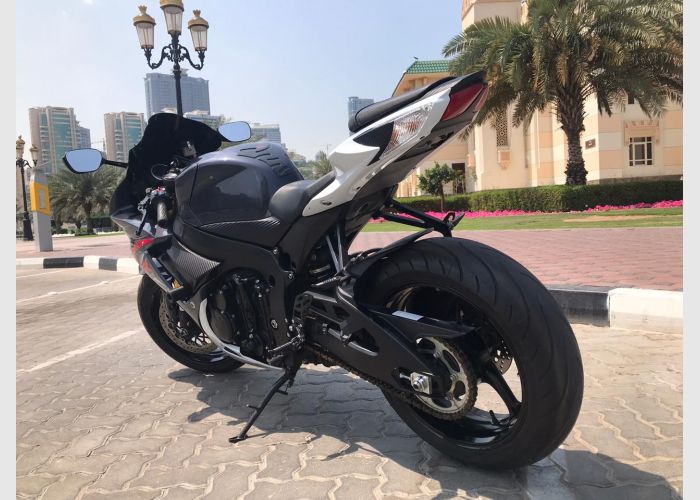 2016 Suzuki GSXR1000 Whatsapp +971525471647