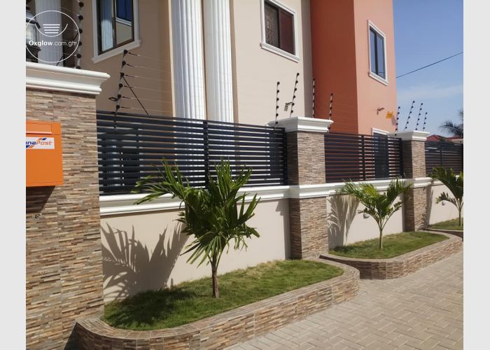 2 Bedrooms Apartment For Rent