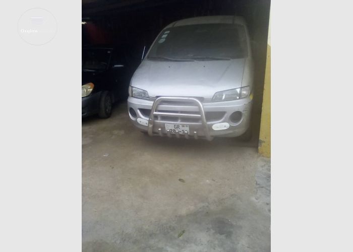 2008 H200 Cargo van