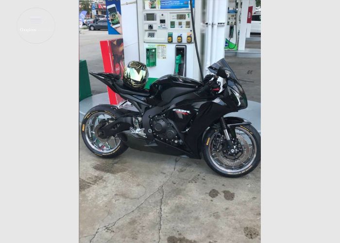 2018 Honda CBR 1000r for sale contact WhatsApp +14752216764