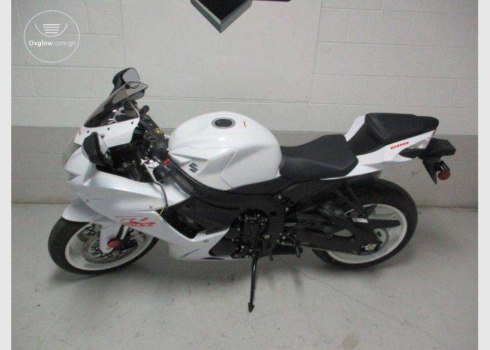 2020 Suzuki GSX-R600 WhatsApp +13236413248