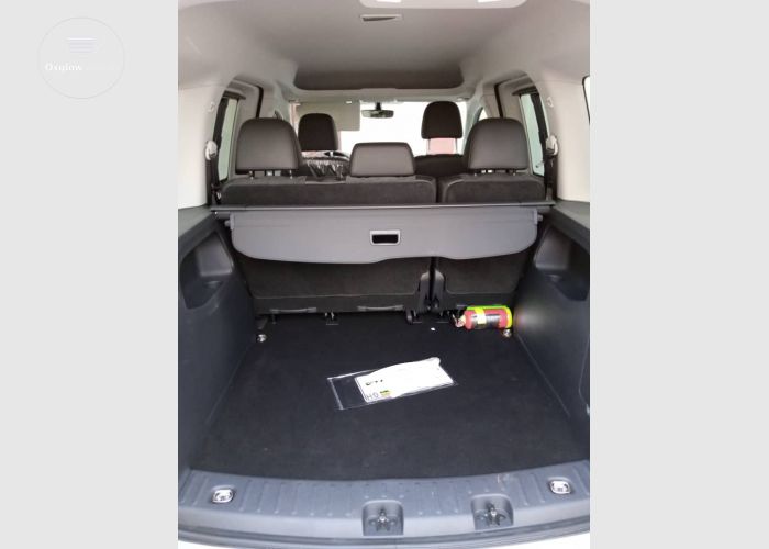 2021 VW Caddy Minivan
