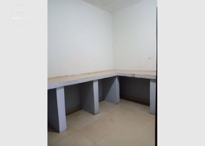 2bedroom self-contained available
