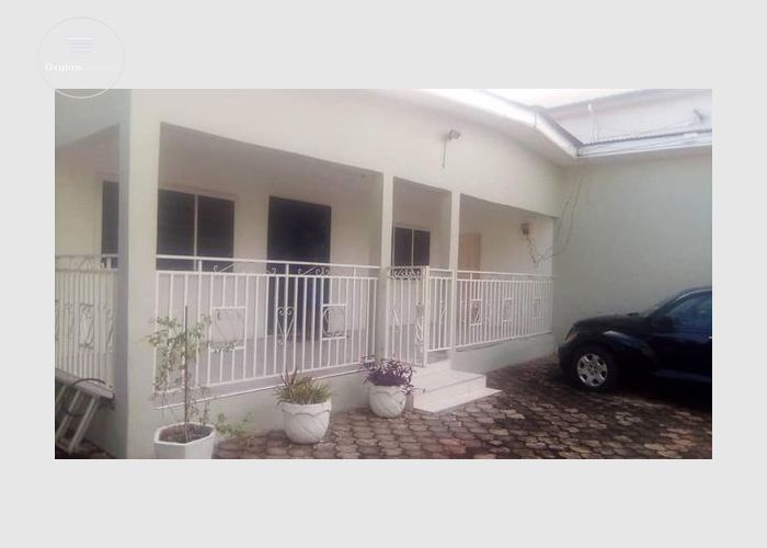 3 bedrooms apartment at Abelemkpe