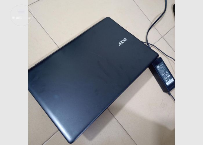 Acer aspire E1