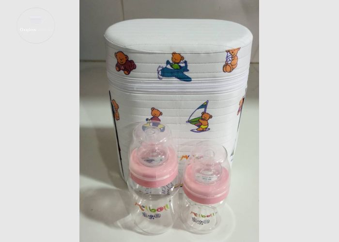 Baby feeding bottle warmer