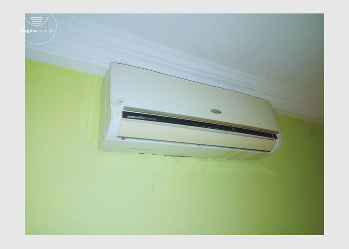 Chigo 2.5hp Air Condition up for quick sale