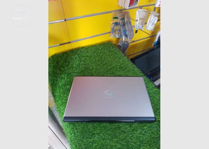 Dell Vostro 3500 Laptop