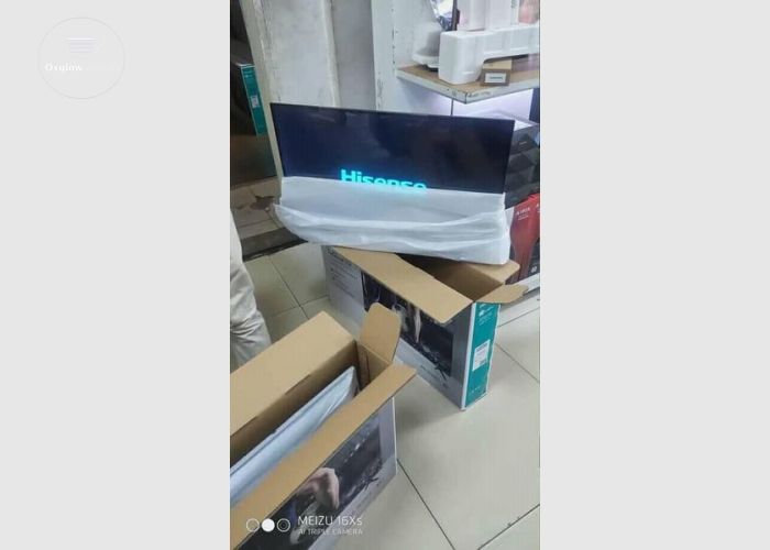Hisense 43" UHD Smart TV