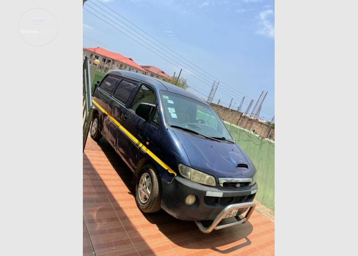 Hyundai H200 2004 Model