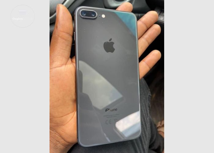 iPhone 8 Plus 64Gb