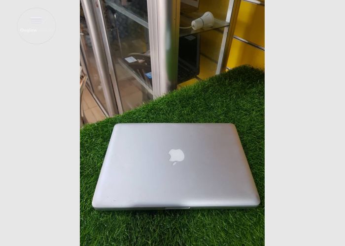 MacBook Pro  2011 from UK with free Bag
