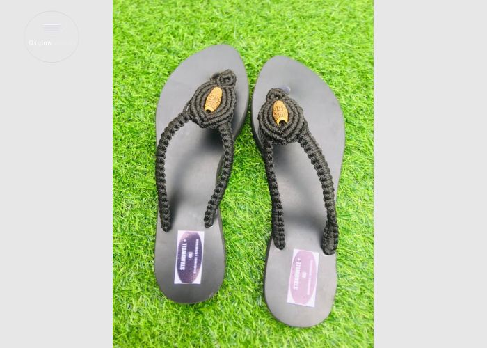 MacramÃ¨ slippers