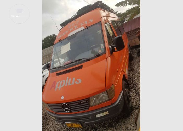 Mercedes Benz 412 D