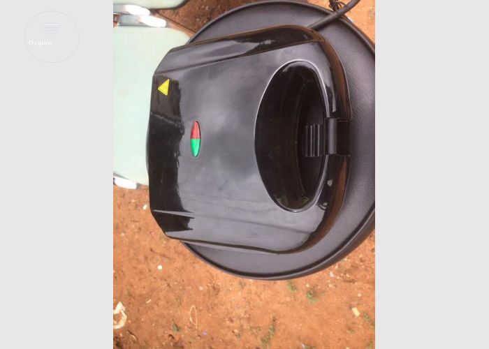 Non-stick sandwich maker 