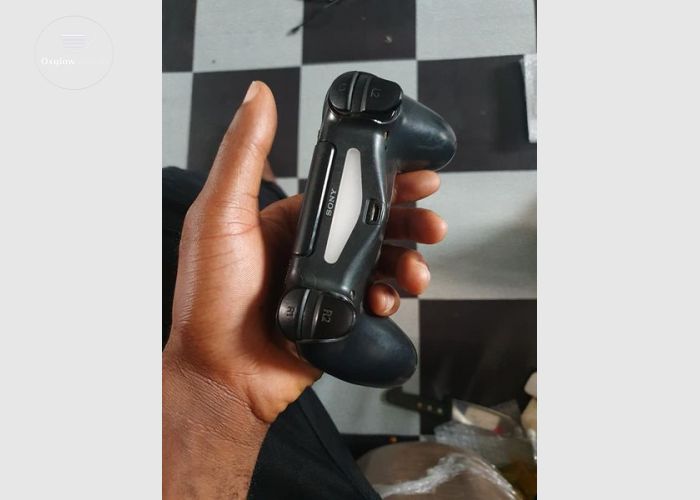 PlayStation 4 Controller