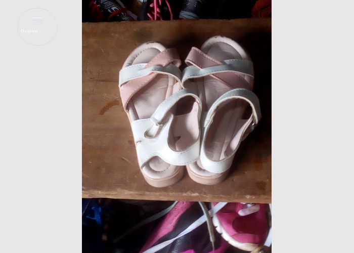 Quality pre-owned shoes at affordable prices.