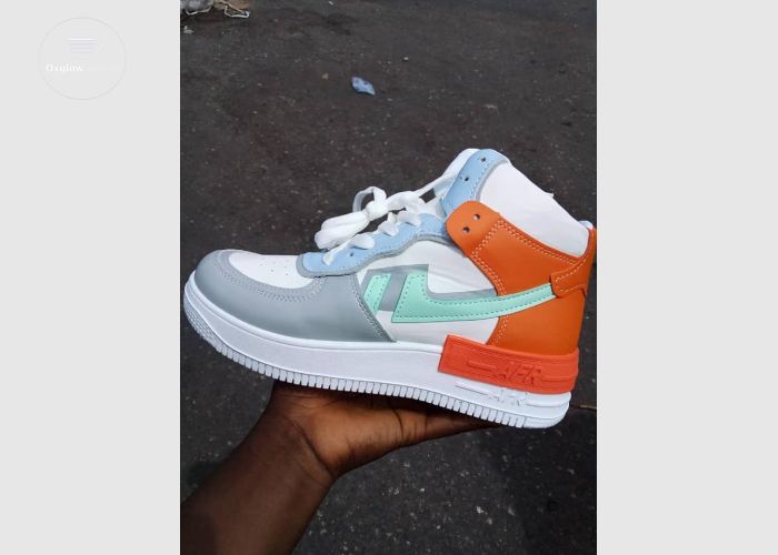 Quality Sneakers In Stock