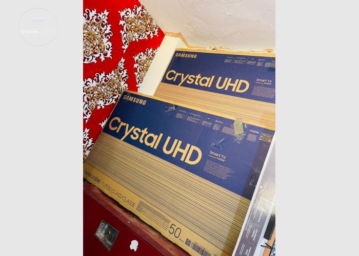 Samsung Crystal UHD 50" Smart TV