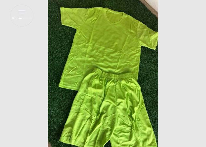 Sport Wear Top & Down