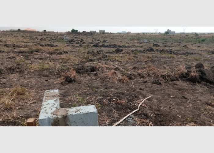 Titled plots for sale@Tema Community 25.