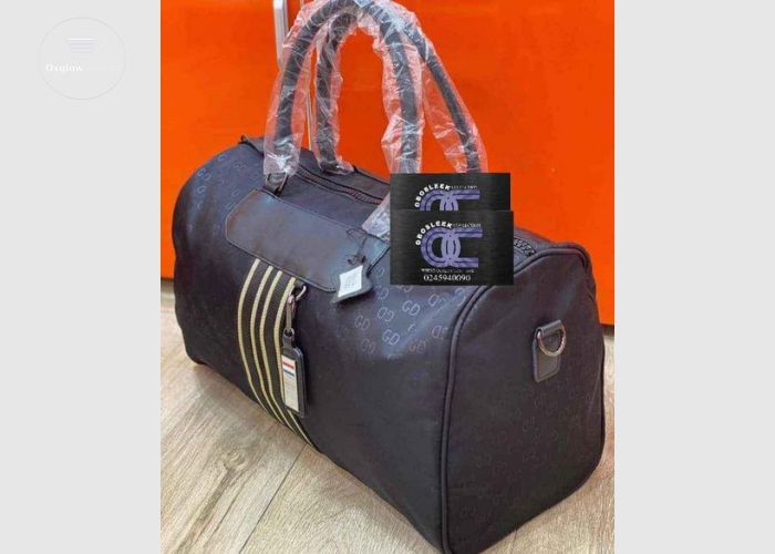 TRAVELLING BAG