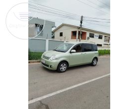 2012 Toyota Sienta