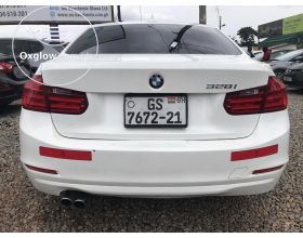 BMW 3 Series 328i