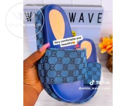 Fashionable slippers