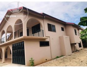 Five Bedrooms House For Sale