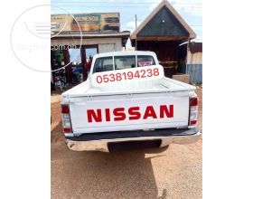 Nissan pickup