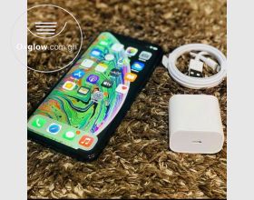 iPhone XS 64Gb