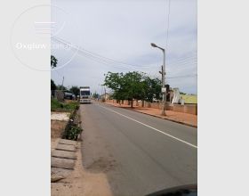 MAJOR ROAD PLOT AT SAKAMAN