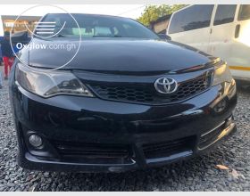 Toyota Camry 2014