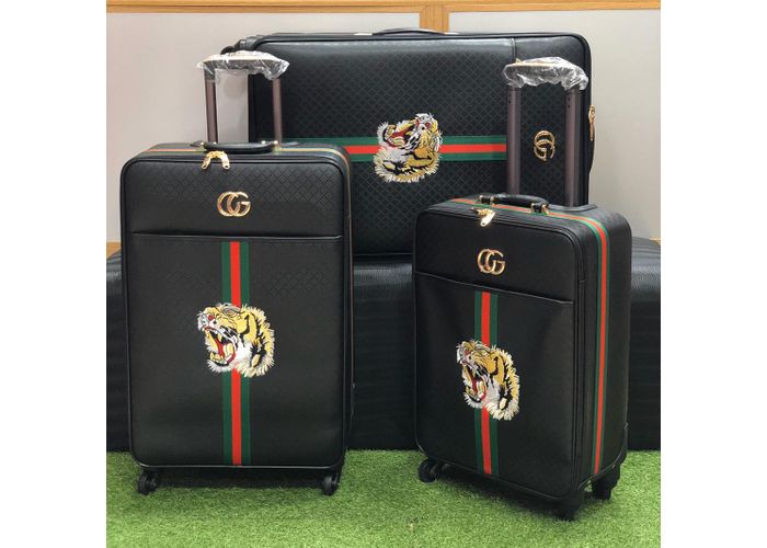 This Is Original “Goyard” Traveling Luggage Bags Tot in Accra