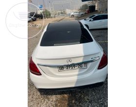 .2015 C300 Mercedes Benz Fully Loaded.
