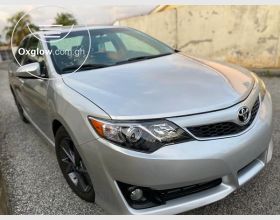 .2013 Toyota Camry Spider Fully Loaded.