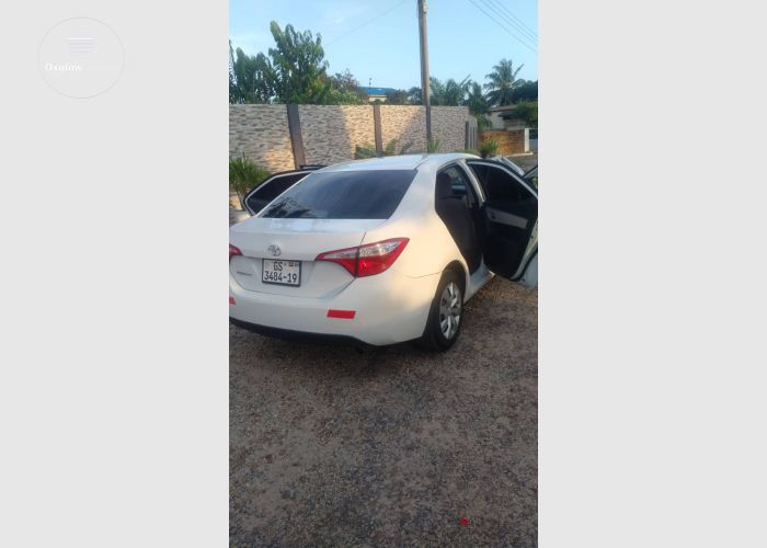  2015Toyota Corolla Le
