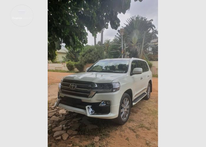  Toyota Land Cruiser 2014