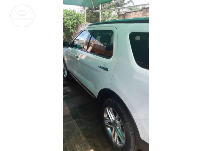  Ford Explorer XLT LIMITED
