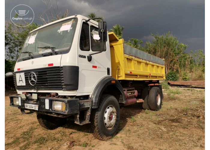  Mercedes Benz 1722 Tipper Truck